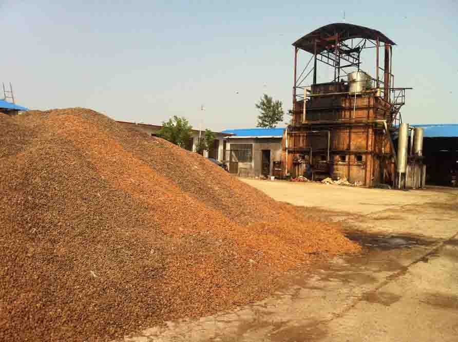 果殼炭生產(chǎn)現(xiàn)場